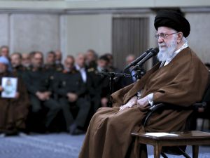 علي خامنئي