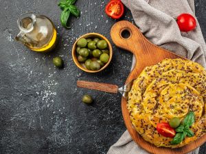 فطيرة الدجاج بعجينة الفيلو من المطبخ التركي