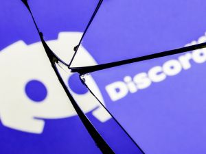 Russia bans Discord in latest move to tighten internet control
