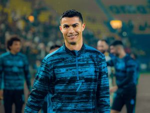 Cristiano Ronaldo hiring at Pestana CR7, salaries from $2,500