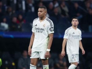 ريال مدريد يواجه تحديًا مزدوجًا قبل لقاء ليفربول