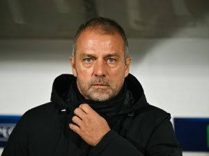 برشلونة يراقب مدافع نوتينغهام فورست موريلو عن كثب