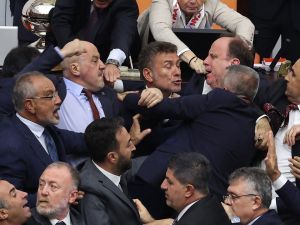 شجار في البرلمان التركي