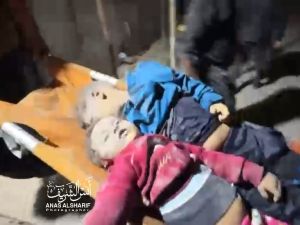 نقل أشلاء الشهداء والجثامين المقطعة إلى الطواقم الطبية