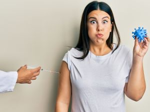 وداعا للحقن! اللقاح القادم يمكن أن يكون رشة في الهواء