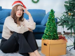 تفسير رؤية شجرة الكريسماس بدون زينة في المنام
