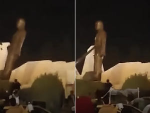 دمشق - إسقاط تمثال الأسد