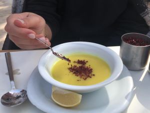 تفسير حلم تناول شوربة العدس في المنام