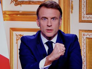Macron calls for unity following unprecedented no-confidence vote