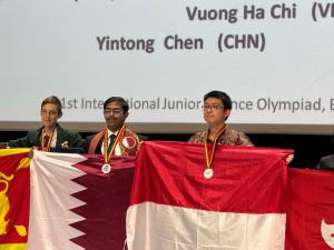 وايل كورنيل للطب - قطر تدعم الفريق القطري الفائز بميداليتين فضيتين في أولمبياد العلوم الدولي للناشئين