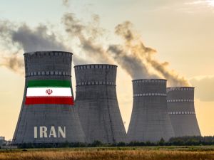 Iran threatens to revise nuclear doctrine amid tensions with the West