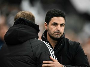 Arteta and the Controversial Ball