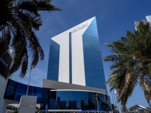 غرفة تجارة دبي تسجل نمواً 11.3% بمعاملات تصديق الوثائق خلال 2024
