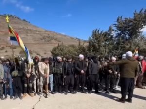 فيديو متداول يظهر سيطرة القوات الدرزية على مطار السويداء جنوب سوريا