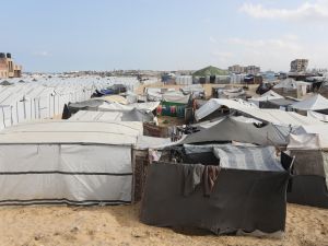 البرد القارس يتسبب في وفاة 3 أطفال رضع في قطاع غزة