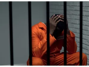 القبض على عصابة خططت بسرقة "المحال التجارية" في بغداد, المصدر shutterstock