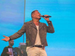 Global Village hosts superstar ‘El Hadaba’ Amr Diab on Main Stage on Sunday 4 May