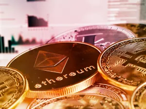 أسعار العملات المشفرة مقابل الدولار اليوم الأربعاء 7 مايو 2025