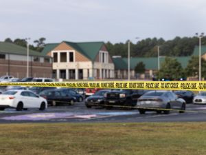 9 shot in mass shooting at US Arizona restaurant; suspects at large
