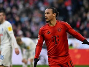 ليروي ساني على أعتاب العودة إلى الدوري الإنجليزي