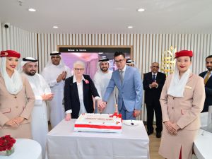 طيران الإمارات تفتتح متجراً جديداً للسفر في موريشيوس وتجدد شراكتها مع هيئة الترويج السياحي