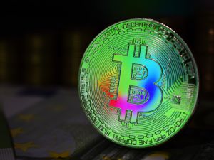 أسعار العملات المشفرة مقابل الدولار اليوم الأربعاء 14 مايو 2025