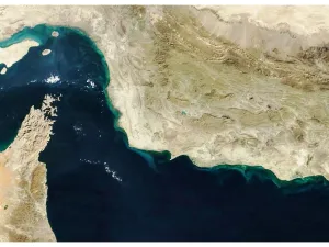 مضيق هرمز بين نيران التصعيد وتقلبات سوق الطاقة