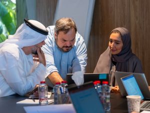 أكاديمية دبي للمستقبل تطلق 5 برامج تدريبية جديدة حتى نهاية 2025