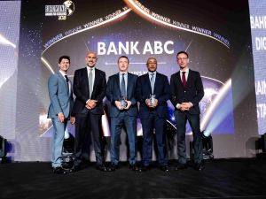 بنك ABC يحصد جائزتي "أفضل بنك رقمي" و "أفضل بنك للتمويل المستدام" في البحرين ضمن  جوائز يوروموني للتميُّز لعام ٢٠٢٥