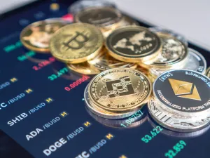 أسعار العملات المشفرة مقابل الدولار اليوم الإثنين 23 يونيو 2025