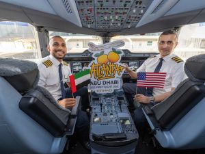 الاتحاد للطيران تحتفل بإطلاق أولى رحلاتها إلى أتلانتا