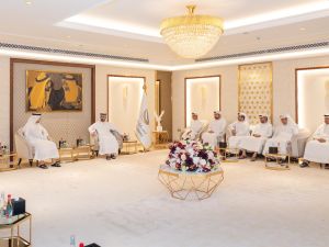 Dubai Customs hosts Sheikh Mansour bin Ibrahim Al-Mualla to discuss ways of cooperation and strengthening institutional and strategic partnership