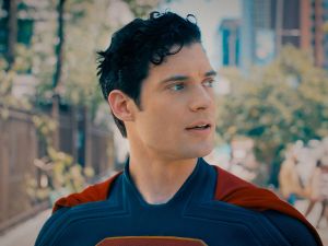  Superman