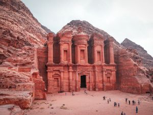 البتراء الوردية