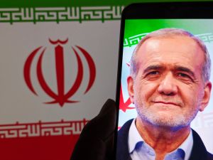 الرئيس الإيراني مسعود بزشكيان