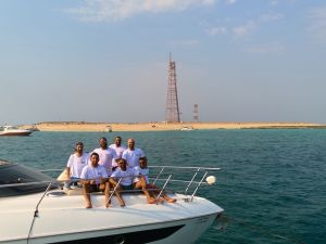 stc organizes Kubbar Island clean up initiative in collaboration with Waves App and Alternative