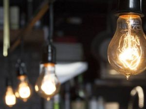 الأردن قانون الكهرباء 2025.. إصلاح أم عبء على المواطن؟