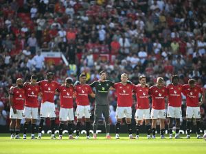 ميلان يؤكد اهتمامه بمهاجم مانشستر يونايتد هويلوند