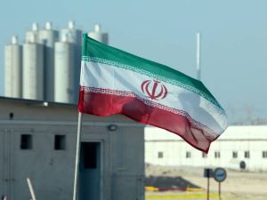 إيران