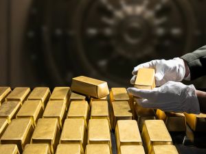 الذهب وخفض الفائدة الأمريكية