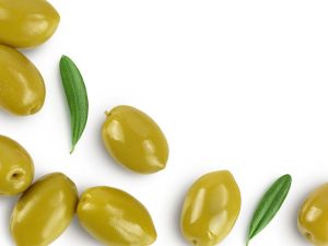 الزيتون الأخضر في بداية الحمل: كنز غذائي لصحة الأم والجنين