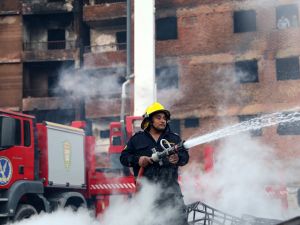 12 injured in massive blaze in Cairo’s historic crafts district