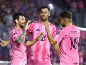 ميسي يودّع جوردي ألبا بكلمات مؤثرة بعد إعلان اعتزاله