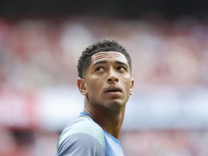 استبعاد جود بيلينغهام من تقويم ريال مدريد 2026 يثير التكهنات حول مستقبله