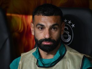 بعد تراجع نتائجه.. روني يشكك في التزام صلاح مع ليفربول