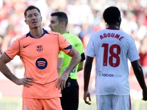 خمس إنذارات تُقلق برشلونة بعد خسارته أمام إشبيلية