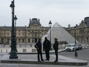 Louvre Museum