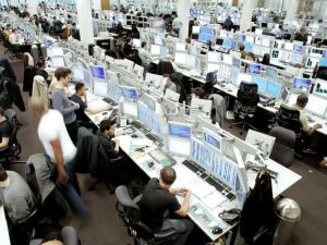 (CFD) أسعار النفط : رؤى تعليمية وفرص تداول للمتداولين بعقود الفروقات