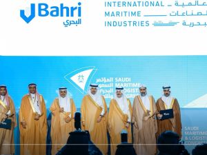 الشركة الوطنية السعودية للنقل البحري (البحري) والشركة العالمية للصناعات البحرية تكشفان عن أولى السفن التجارية سعودية الصنع