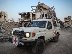 تسليم أسير إسرائيلي